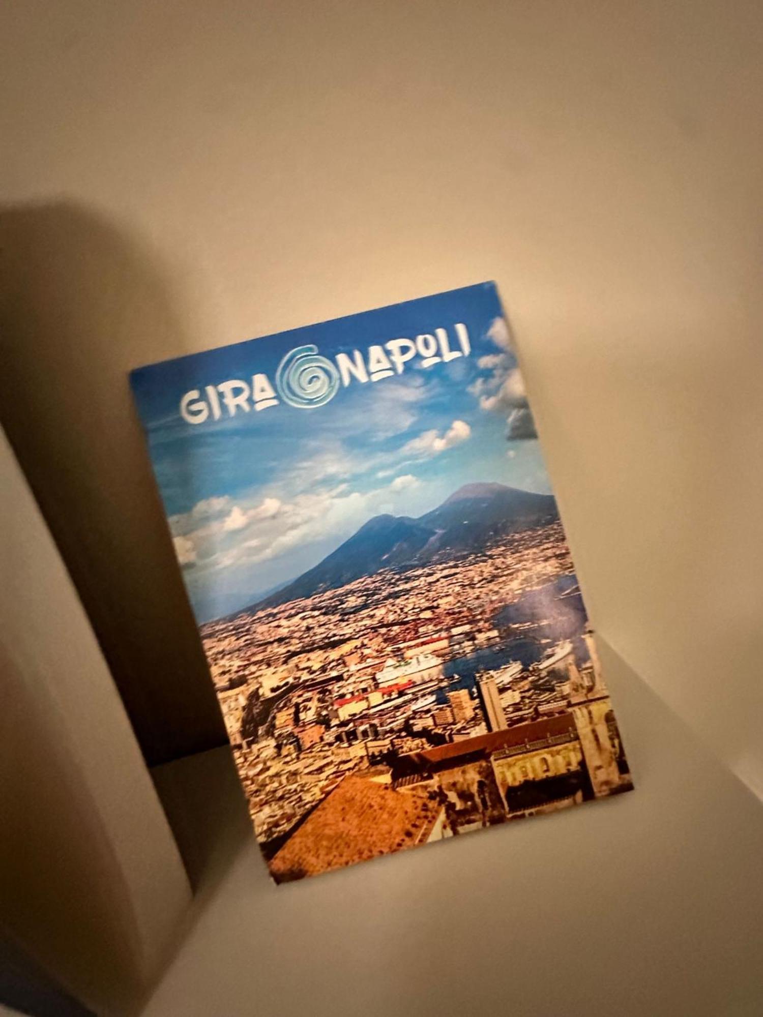 Royal Flower Napoli Bagian luar foto